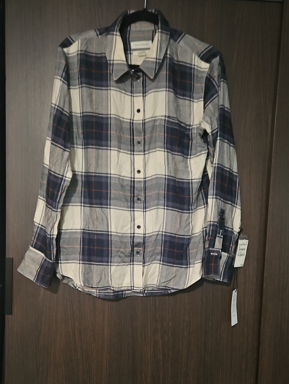Treasure & Bond Women's Long-Sleeve Plaid Button-Up - Navy & White